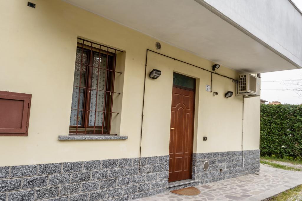 Bed And Breakfast Linate Peschiera Borromeo Exterior foto