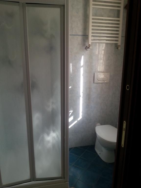 Bed And Breakfast Linate Peschiera Borromeo Habitación foto